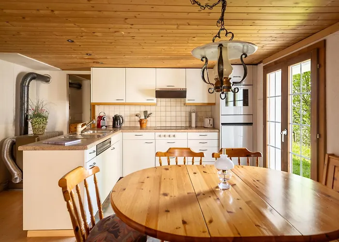 Am Sunne-egge Auf Bei Brienz * Axalp