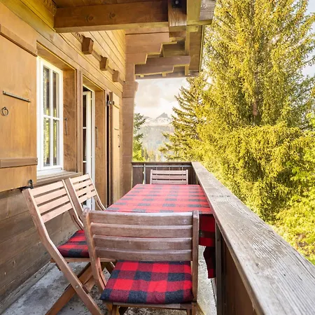 Am Sunne-egge Auf Bei Brienz Axalp